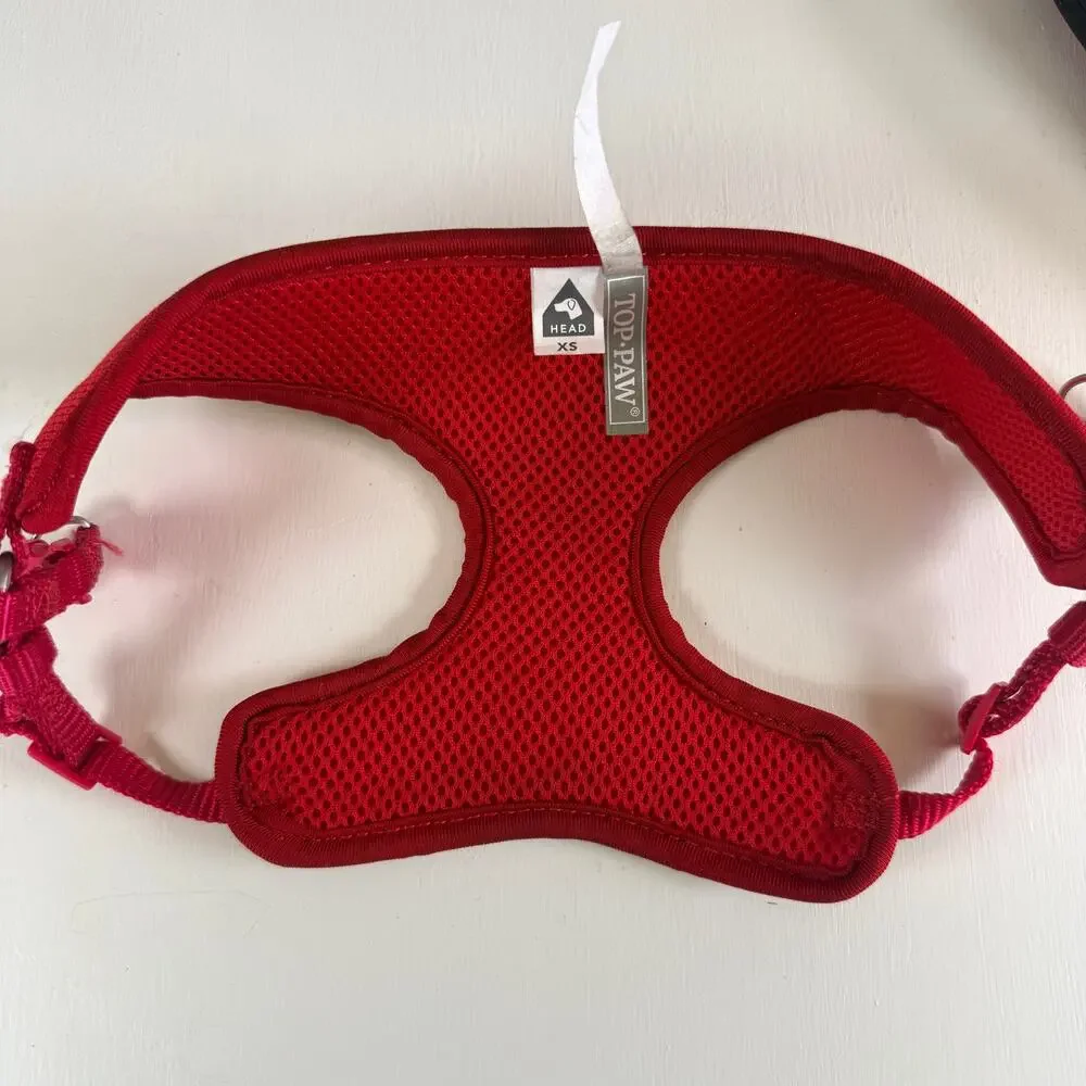 Top Paw Red Step-In Harness & TUG Tangle-Free Retractable Leash Bundle